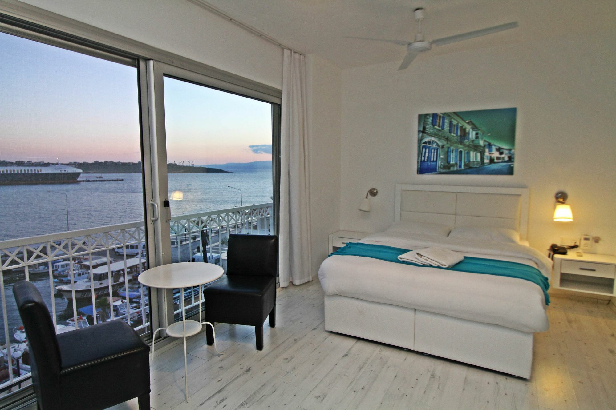 Larimar Boutique Hotel Кешме Экстерьер фото